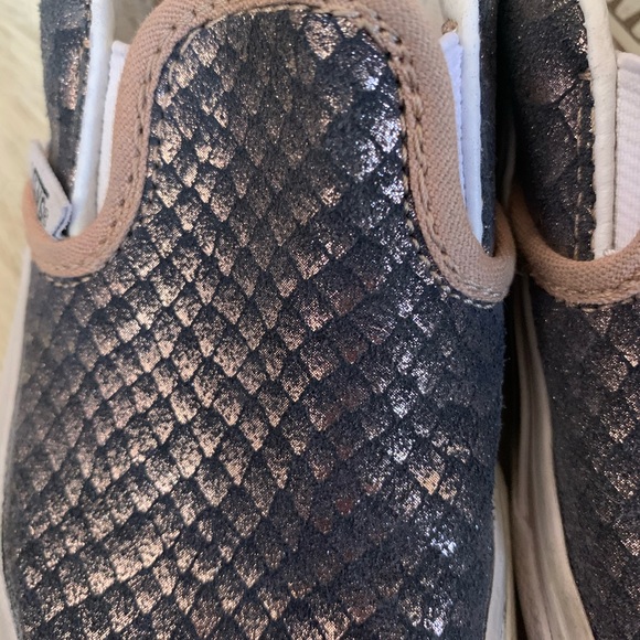 VANS//snake skin slip on - Picture 2 of 6